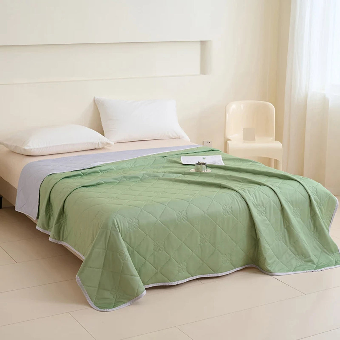 SomnaKool - Cooling Blanket For A Summer Sleep
