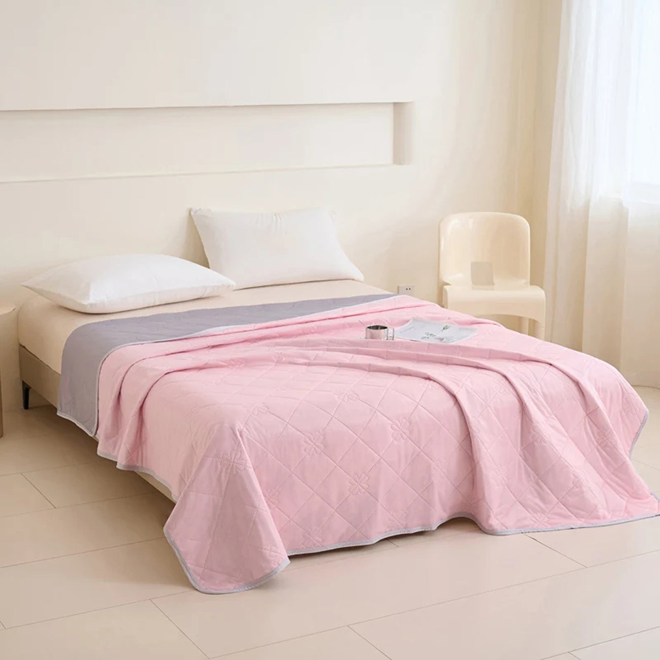 SomnaKool - Cooling Blanket For A Summer Sleep